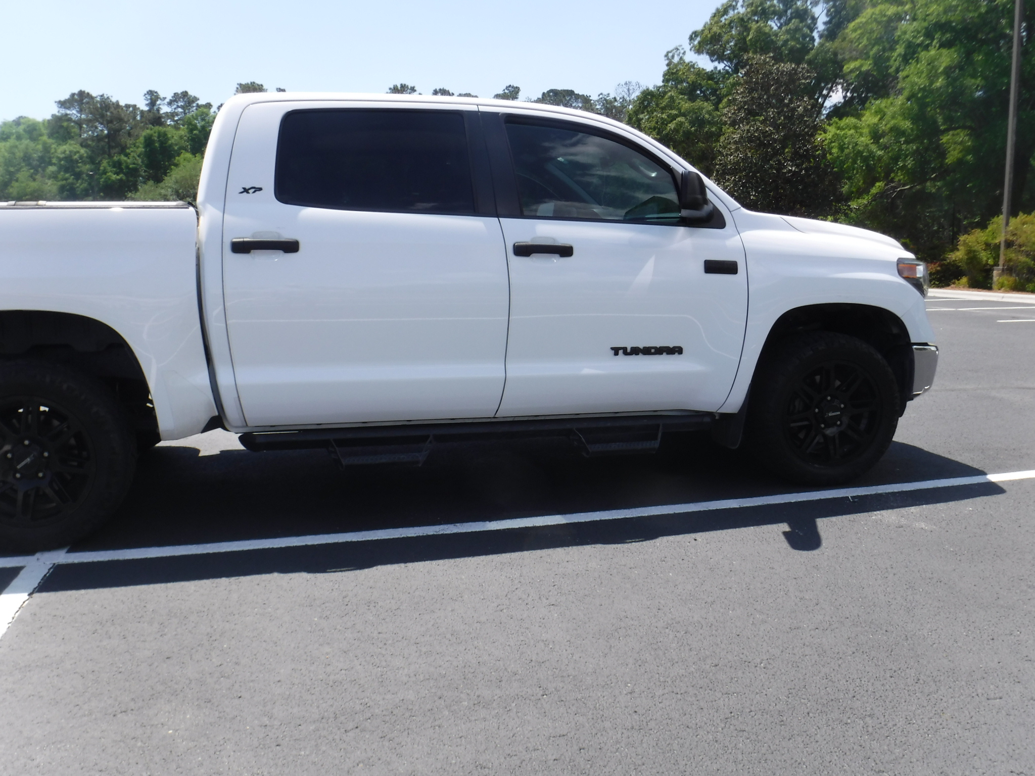 Used 2021 Toyota Tundra SR5 w/ SR5 Upgrade Package AWD/4WD image 5