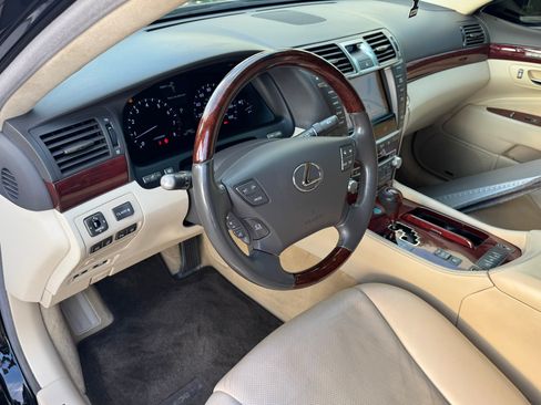 Used 2012 Lexus LS 460 L image 23