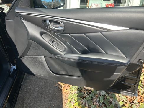 Used 2019 INFINITI Q50 Pure image 11