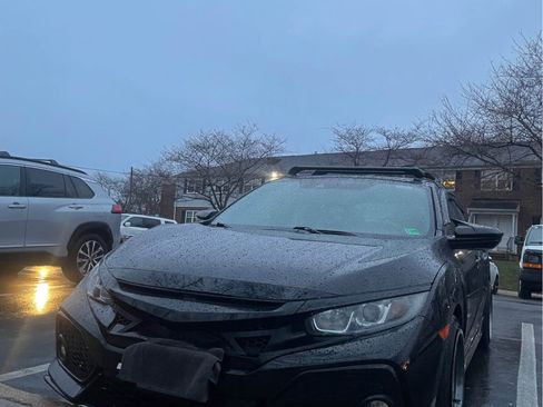 Used 2019 Honda Civic Sport image 2
