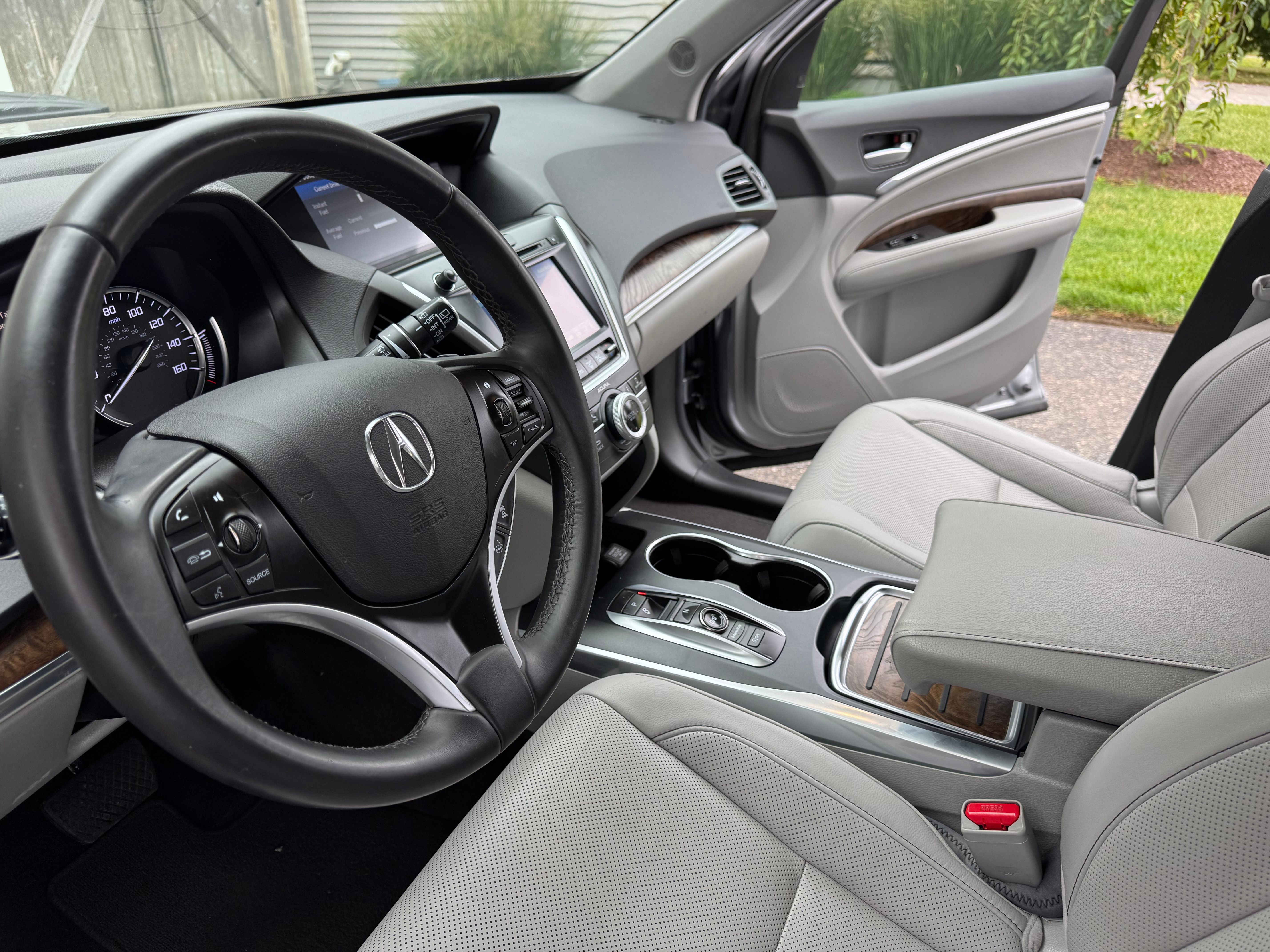 Used 2019 Acura MDX w/ Technology Package AWD/4WD image 28