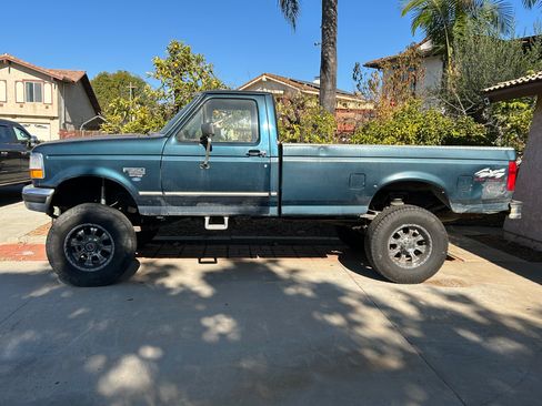 Used 1997 Ford F350 4x4 Regular Cab image 4