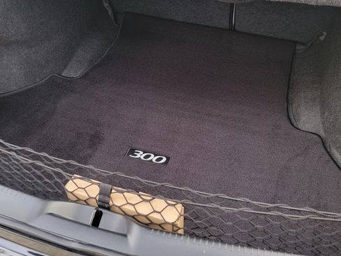 Used 2017 Chrysler 300 C w/ Safetytec Plus Group image 14