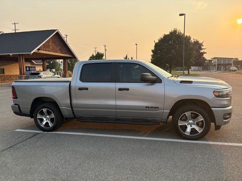 Used 2025 RAM 1500 Tradesman AWD/4WD image 5