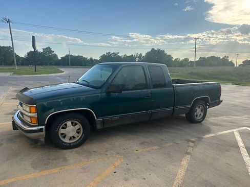 Used 1996 Chevrolet Silverado 1500 2WD Extended Cab image 1