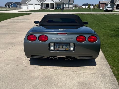 Used 2003 Chevrolet Corvette Convertible w/ Preferred Equipment Group1 RWD image 13