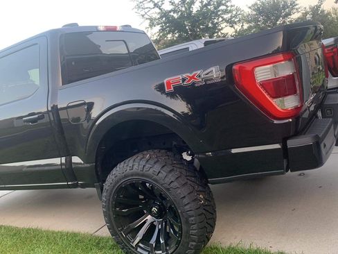 Used 2021 Ford F150 Lariat w/ Equipment Group 502A High AWD/4WD image 16