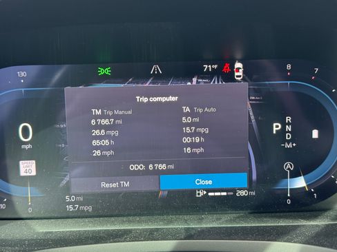 Used 2024 Volvo S60 B5 Plus image 10