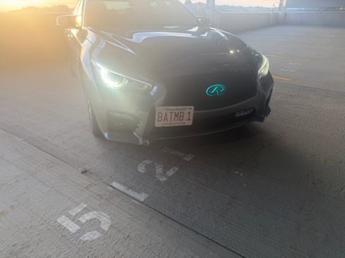 Used 2015 INFINITI Q50 AWD w/ Deluxe Touring Package image 2