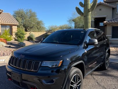 Used 2017 Jeep Grand Cherokee Trailhawk w/ Trailhawk Luxury Group