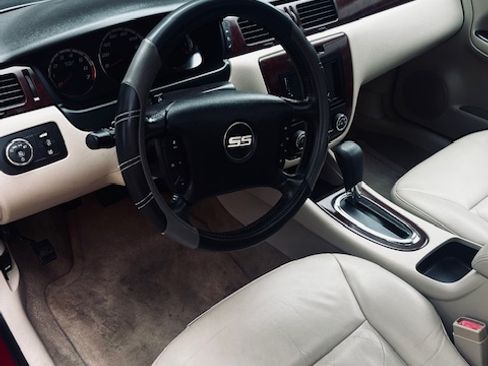 Used 2006 Chevrolet Impala SS image 20