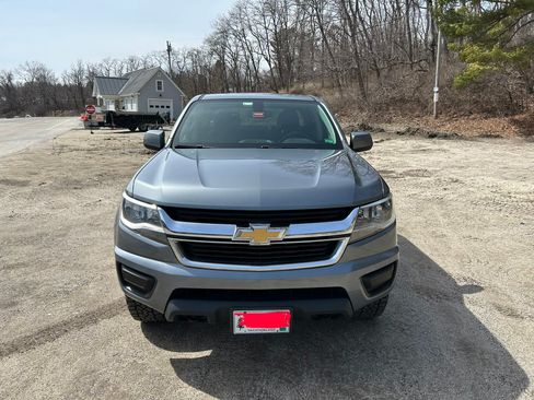 Used 2018 Chevrolet Colorado LT AWD/4WD image 15