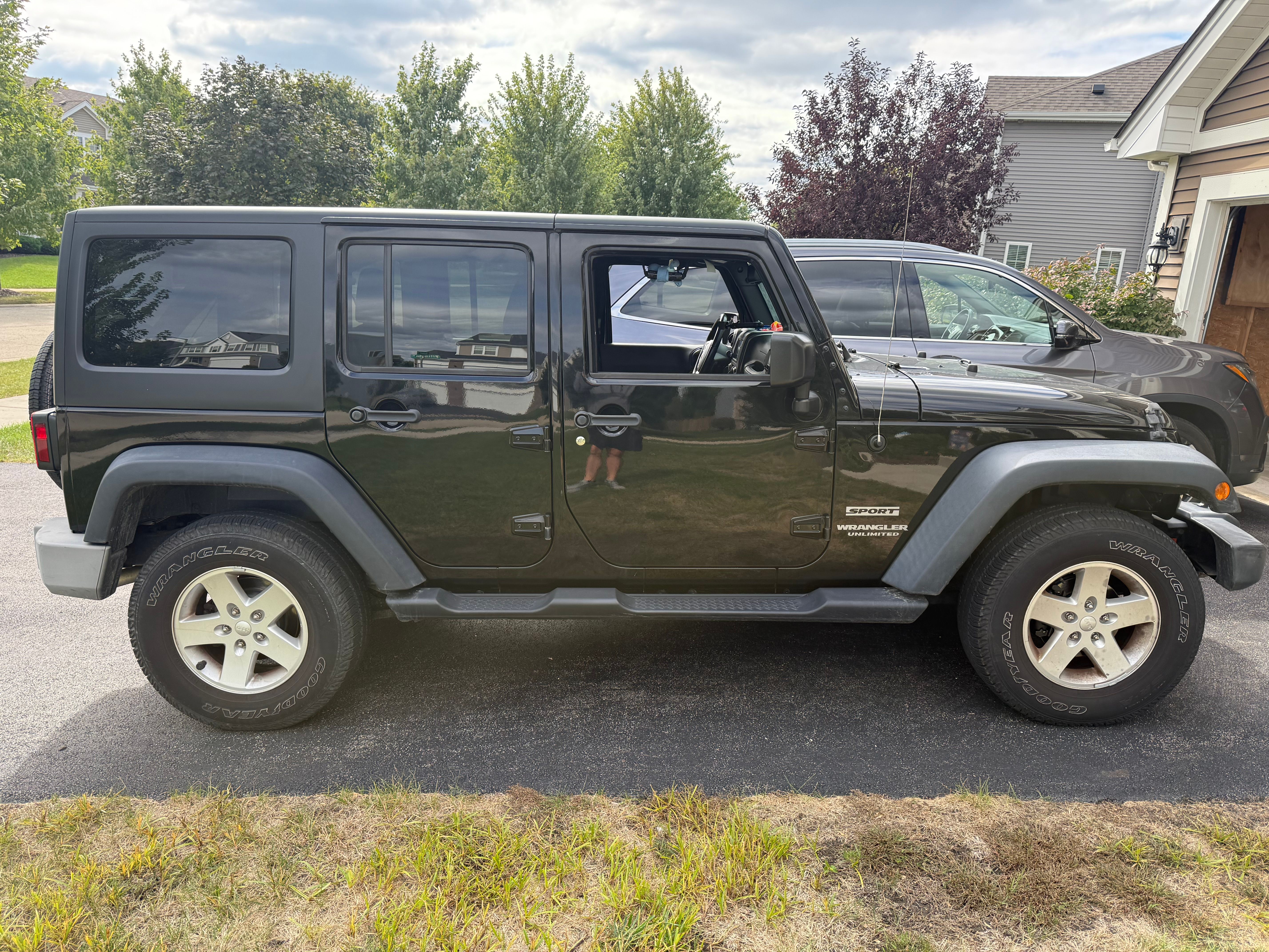 Used 2017 Jeep Wrangler Unlimited Sport w/ Quick Order Package 24S AWD/4WD image 1