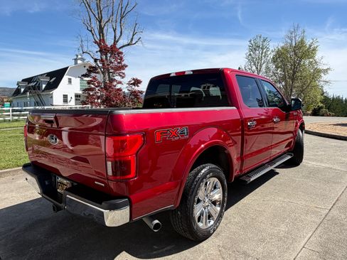 Used 2019 Ford F150 Lariat w/ Equipment Group 502A Luxury AWD/4WD image 2