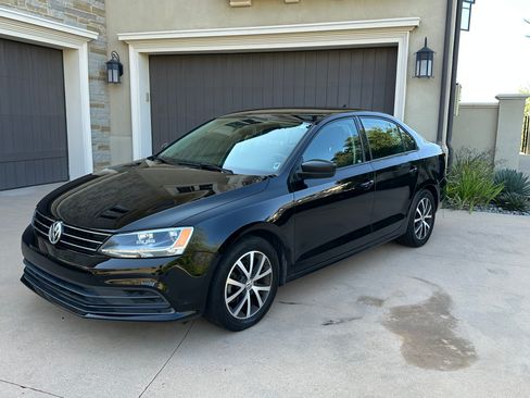 Used 2016 Volkswagen Jetta SE FWD image 14