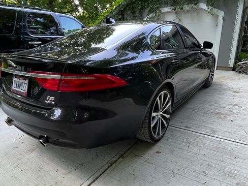 Used 2016 Jaguar XF S image 5