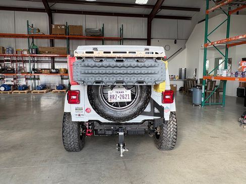 Used 2021 Jeep Wrangler Unlimited Rubicon image 5