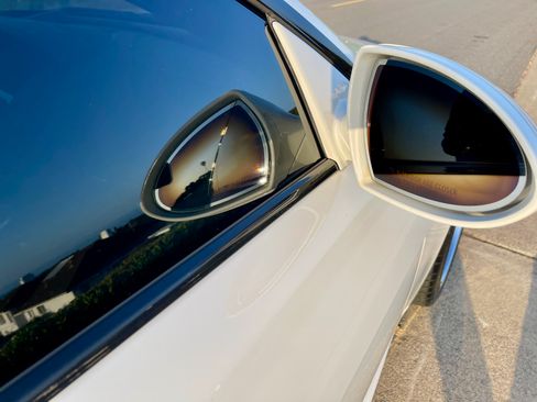 Used 2010 BMW M6 Coupe image 13