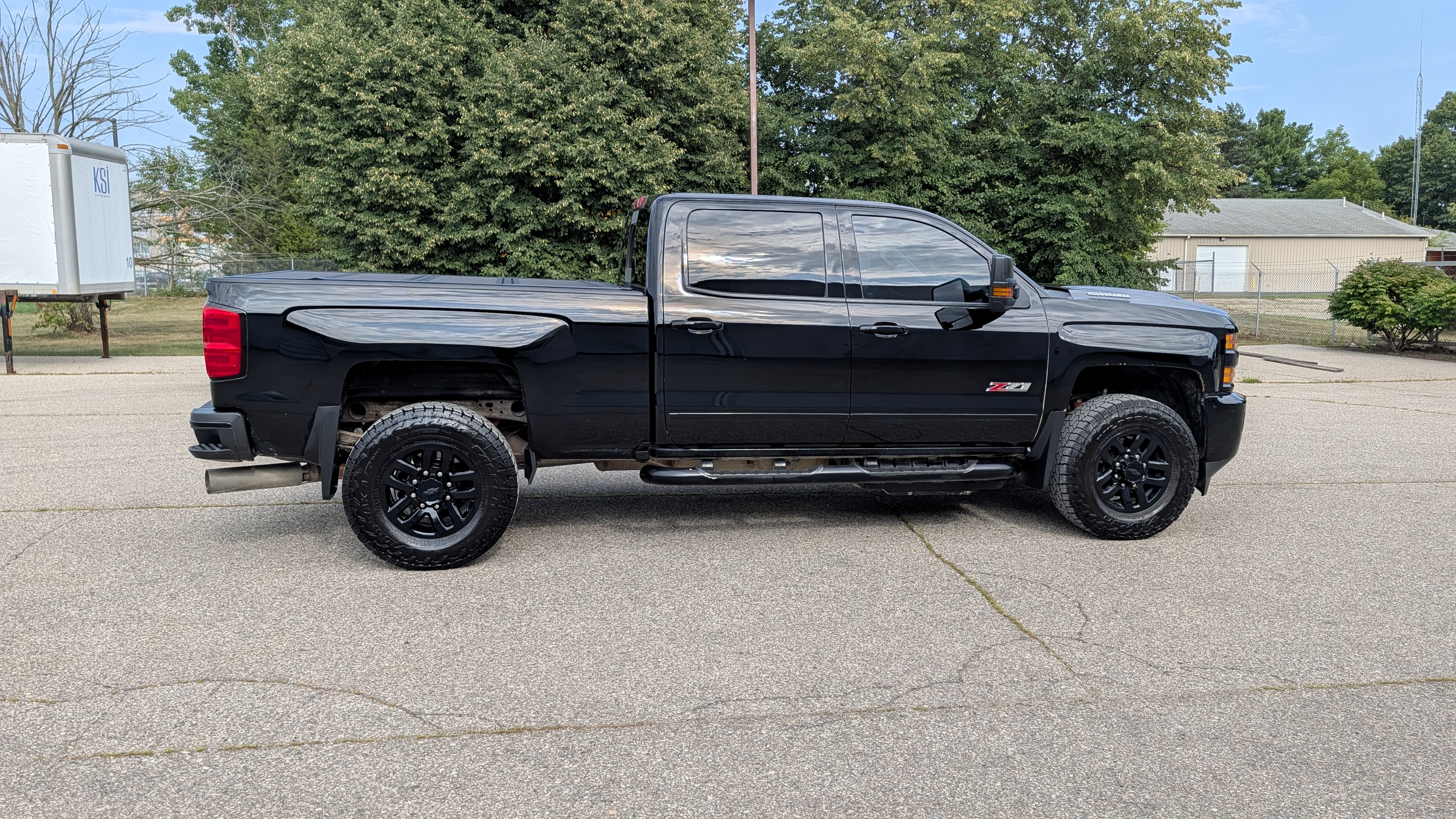 Used 2018 Chevrolet Silverado 2500 LTZ w/ Duramax Plus Package AWD/4WD image 12