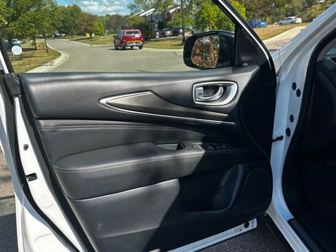 Used 2020 INFINITI QX60 Pure image 16