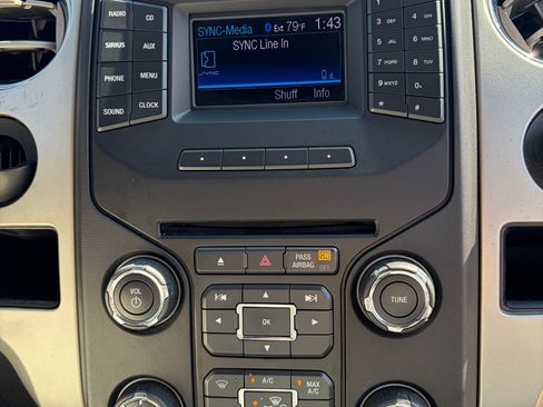 Used 2013 Ford F150 XLT w/ Mid Equipment Group image 18