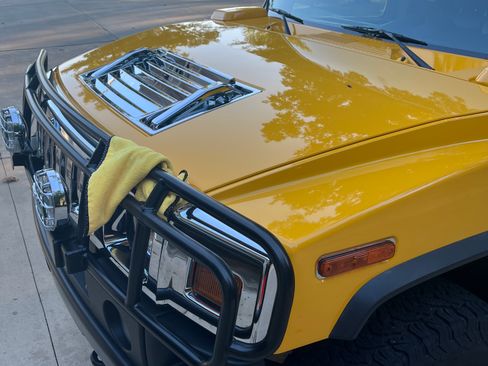 Used 2003 HUMMER H2 w/ Preferred Equipment Group image 5