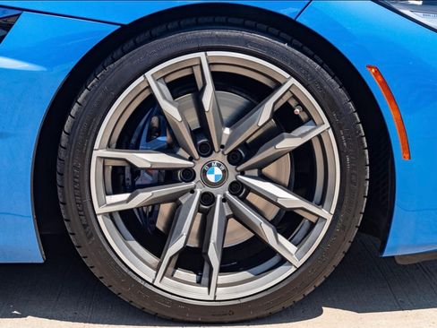 Used 2020 BMW Z4 M40i w/ Executive Package RWD image 21