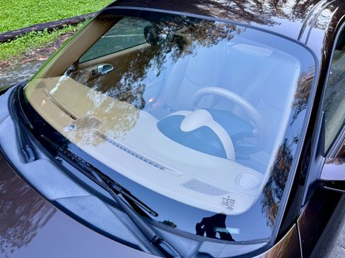 Used 2011 Porsche Cayman image 17