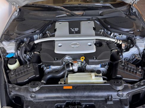 Used 2007 Nissan 350Z Enthusiast image 4