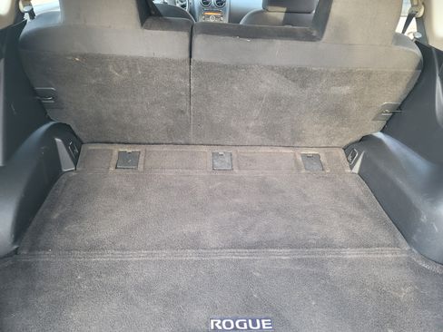 Used 2011 Nissan Rogue S image 11