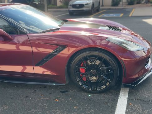 Used 2019 Chevrolet Corvette Stingray Coupe image 5