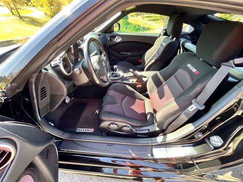 Used 2013 Nissan 370Z NISMO w/ Bose Pkg image 20