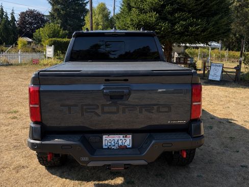 Used 2026 Toyota Tacoma TRD Pro w/ Tow Tech Package AWD/4WD image 9
