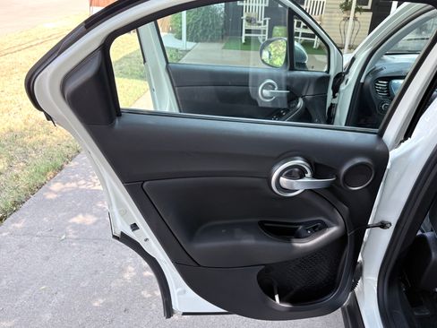 Used 2018 FIAT 500X Pop w/ Popular Equipment Group FWD image 18