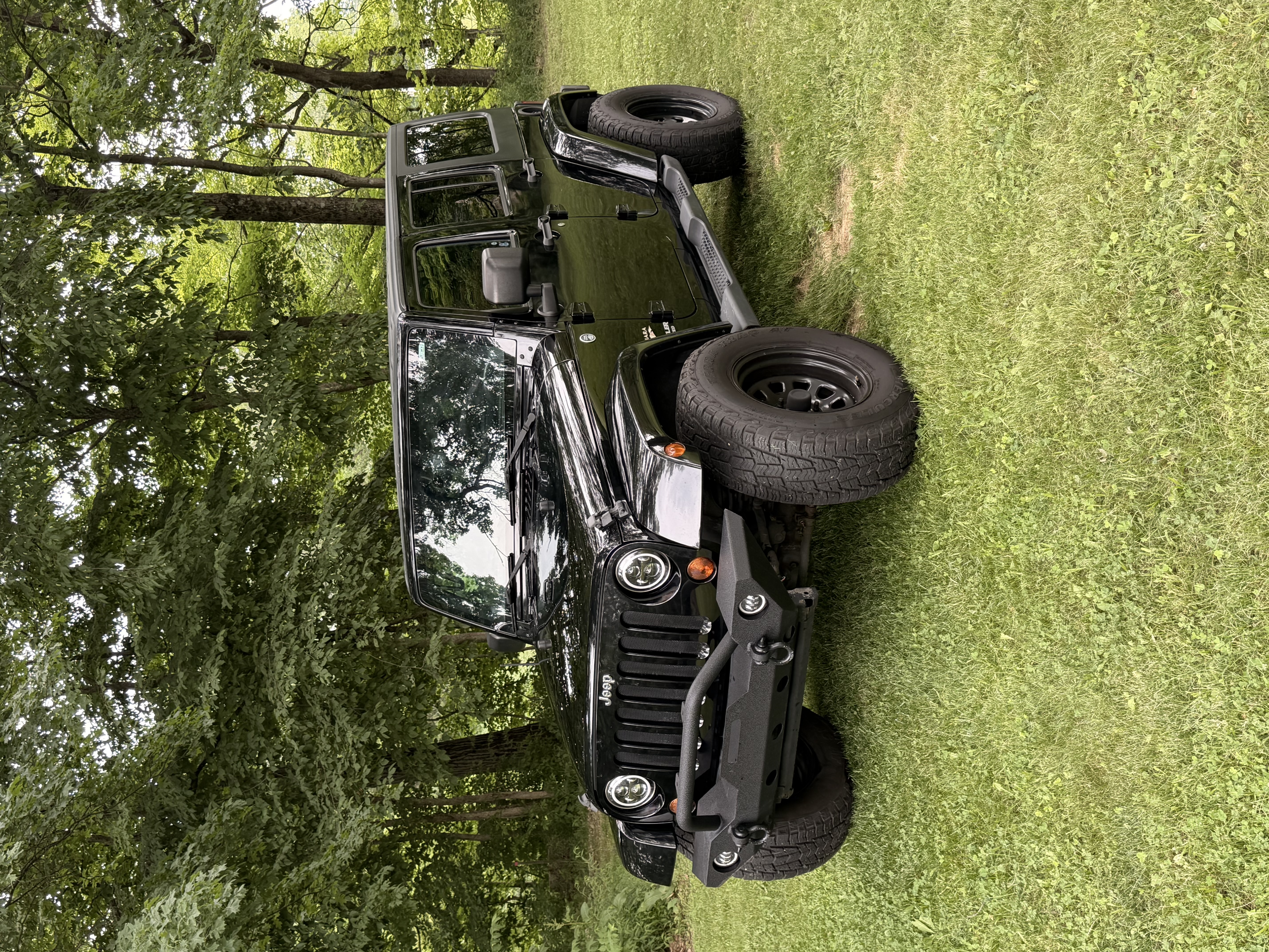 Used 2013 Jeep Wrangler Unlimited Sahara AWD/4WD image 1