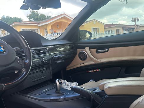Used 2013 BMW M3 Convertible RWD image 29