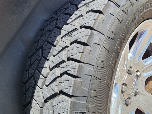 Used 2014 RAM 1500 Limited image 11