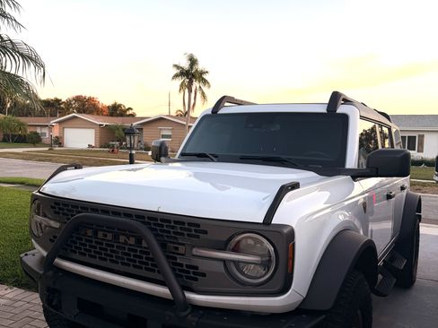 Used 2024 Ford Bronco Badlands w/ Sasquatch Package image 1