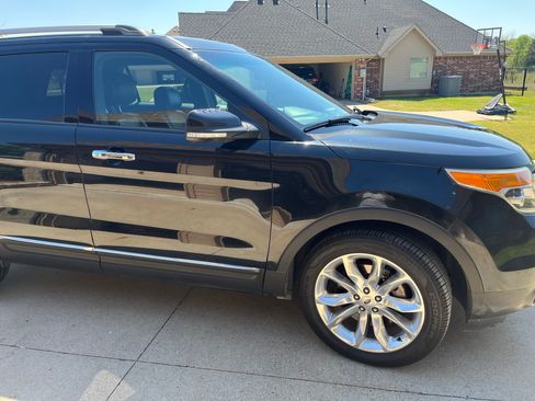 Used 2013 Ford Explorer Limited image 2