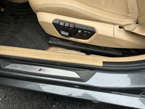 Used 2013 BMW 335i xDrive Sedan image 4