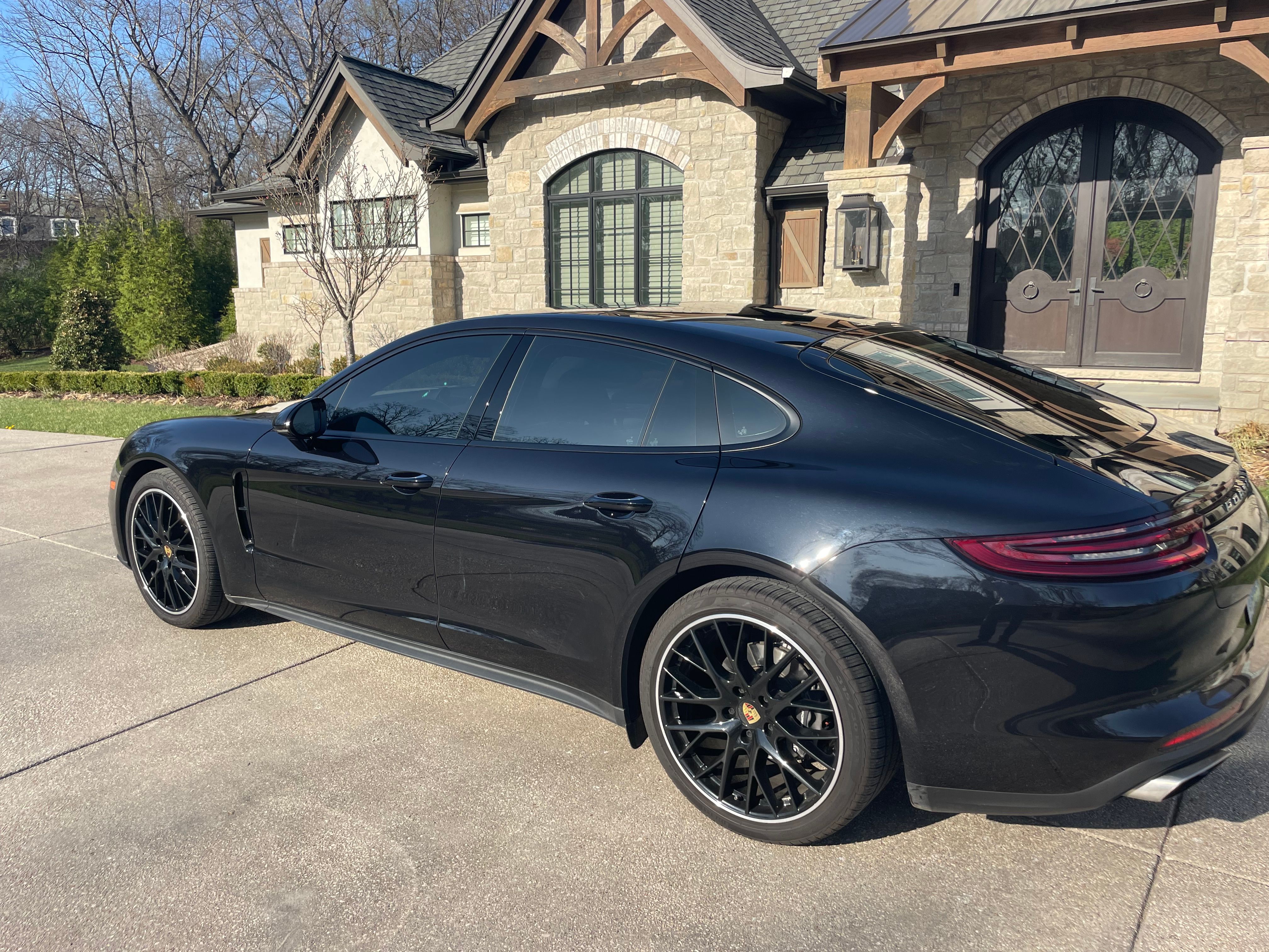 Used 2017 Porsche Panamera 4 AWD/4WD image 2