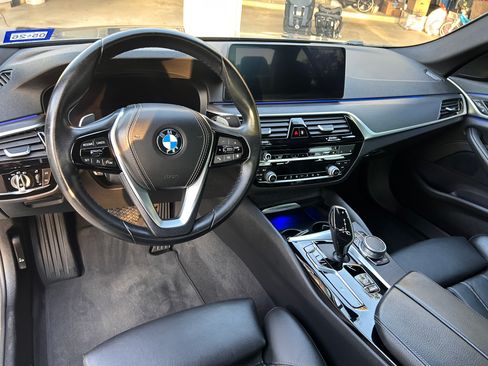 Used 2021 BMW 540i w/ Convenience Package RWD image 9