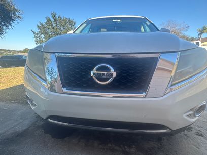 Used 2015 Nissan Pathfinder Platinum w/ Family Entertainment Package