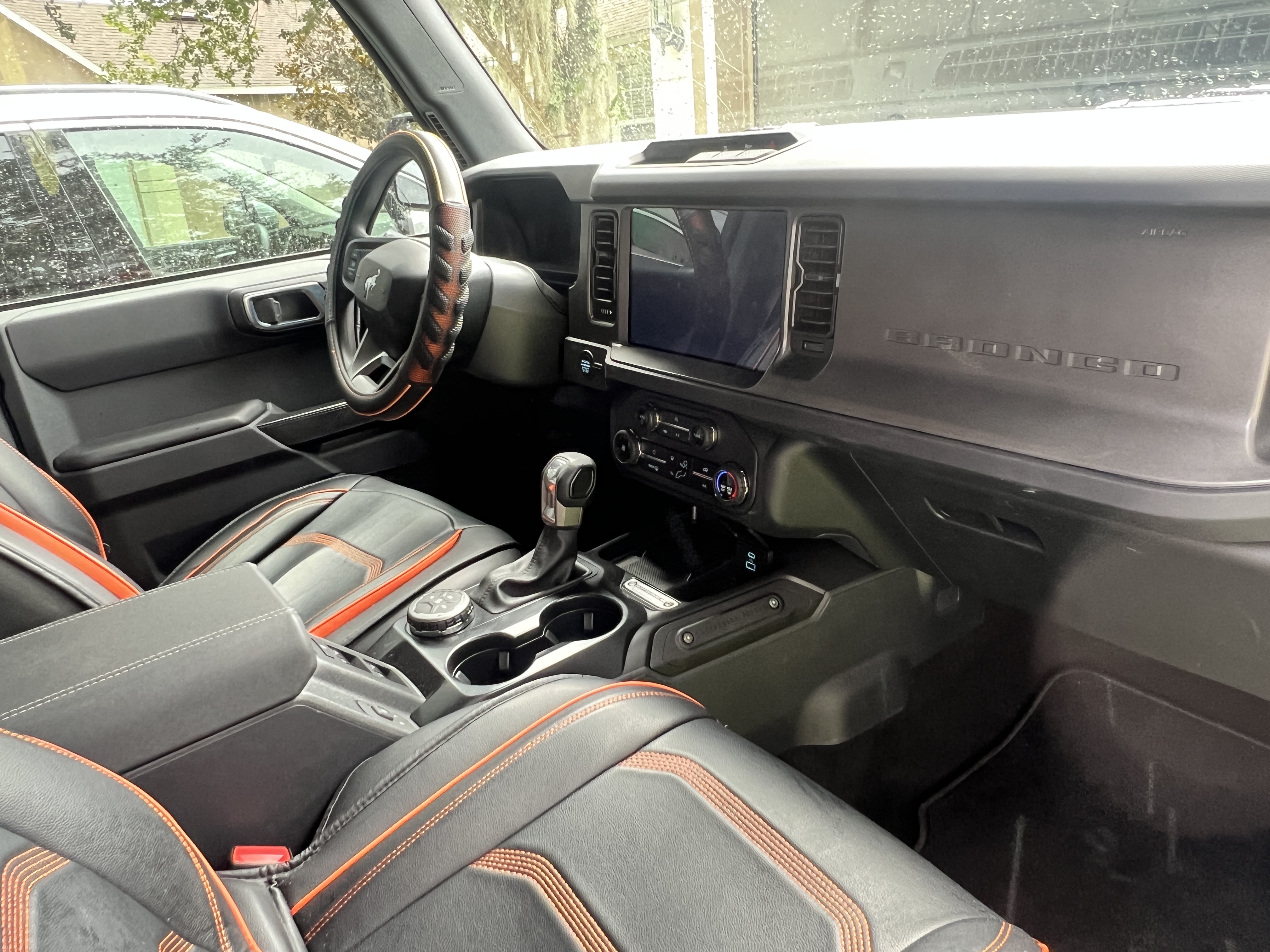 Used 2025 Ford Bronco 4-Door AWD/4WD image 19