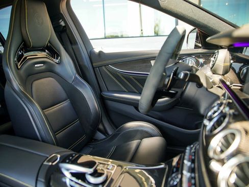Used 2018 Mercedes-Benz E 63 AMG S image 29