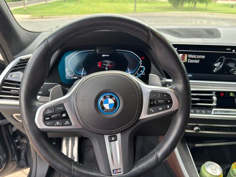 Used 2022 BMW X5 xDrive45e w/ M Sport Package AWD/4WD image 14
