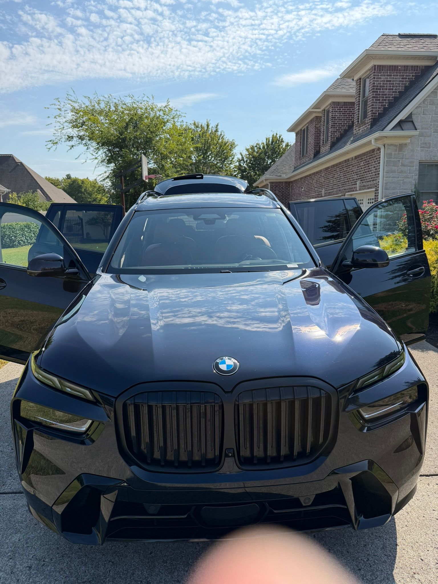 Used 2024 BMW X7 xDrive40i w/ M Sport Package AWD/4WD image 6