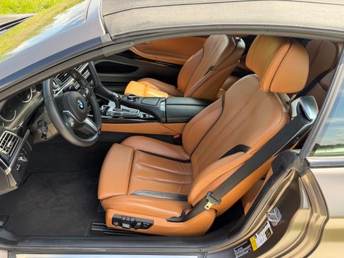 Used 2018 BMW 640i Convertible RWD image 23