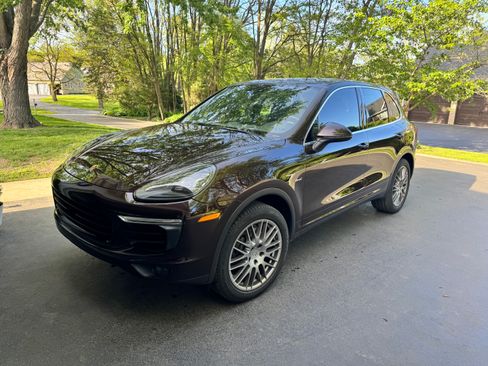 Used 2016 Porsche Cayenne Diesel AWD/4WD image 7