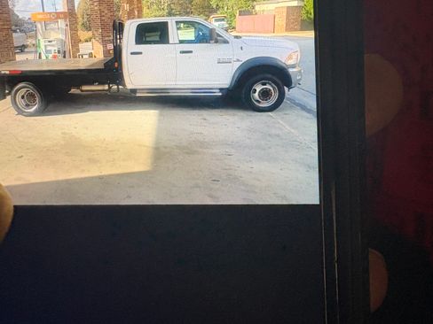 Used 2018 RAM 5500 Tradesman w/ Max Tow Package image 11